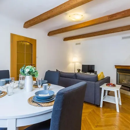 Royal Nerudova Apartment Prague